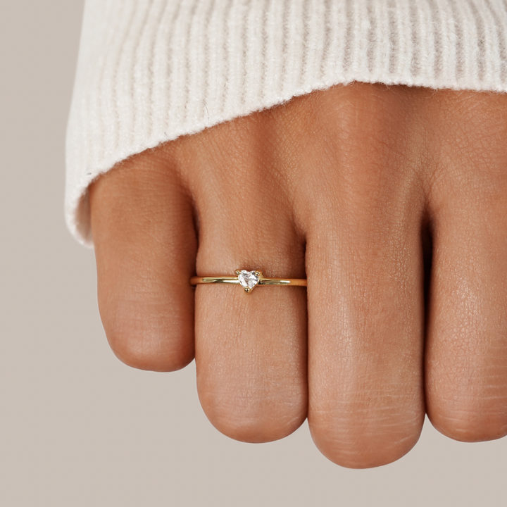 LOVE – CRYSTAL HEART RING