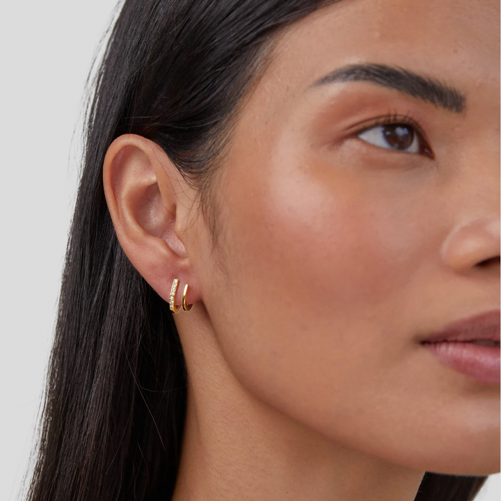 CLAW GOLD &amp; CRYSTAL EARRINGS