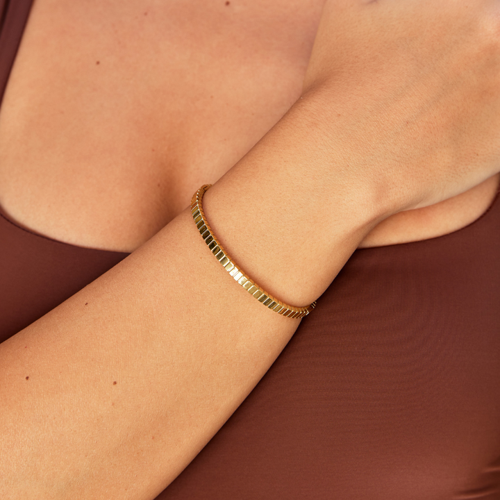TARA GOLD BANGLE