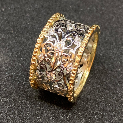 MIKA – VINTAGE CUBIC ZIRCONIA IVY RING