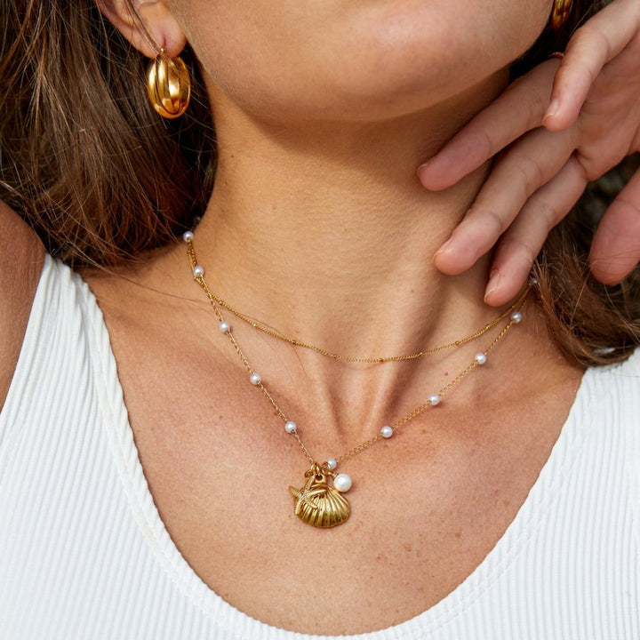 ARIA SHELL CHARM NECKLACE