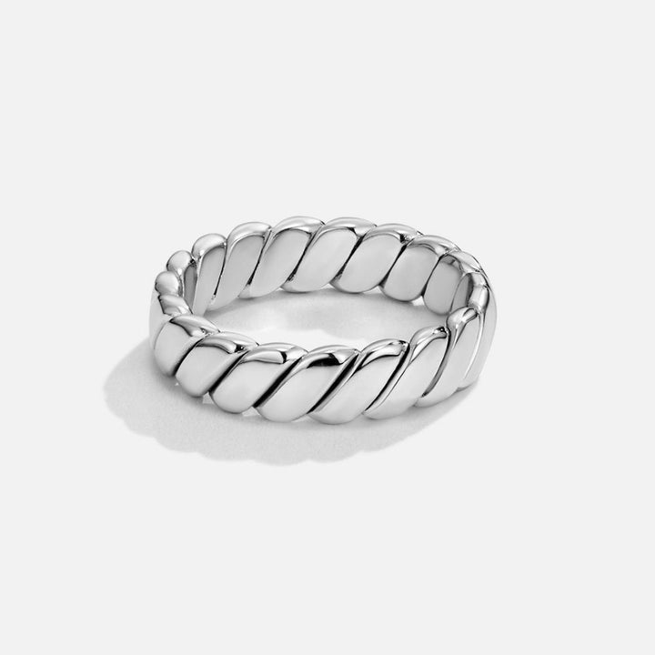 CALIRA TWISTED INFINITY RING