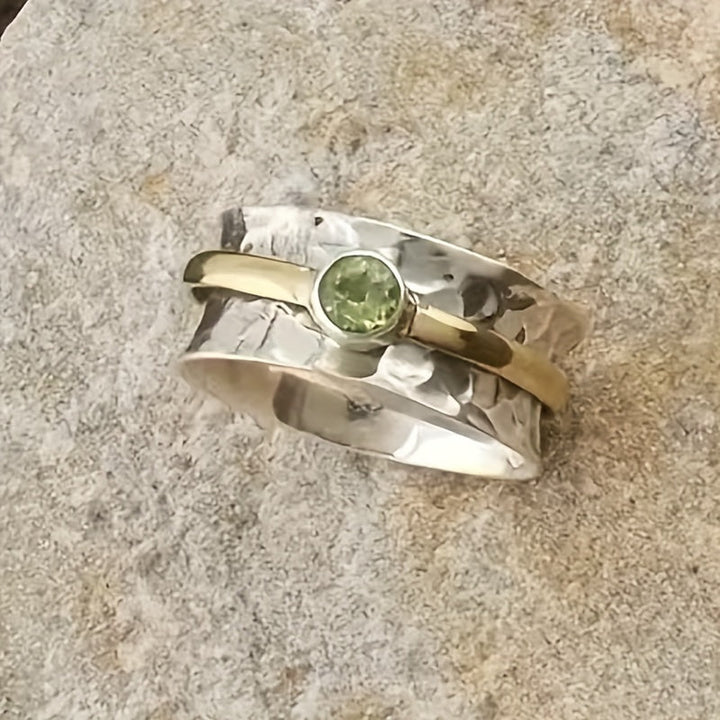 ELEGANT GREEN CUBIC ZIRCONIA RING