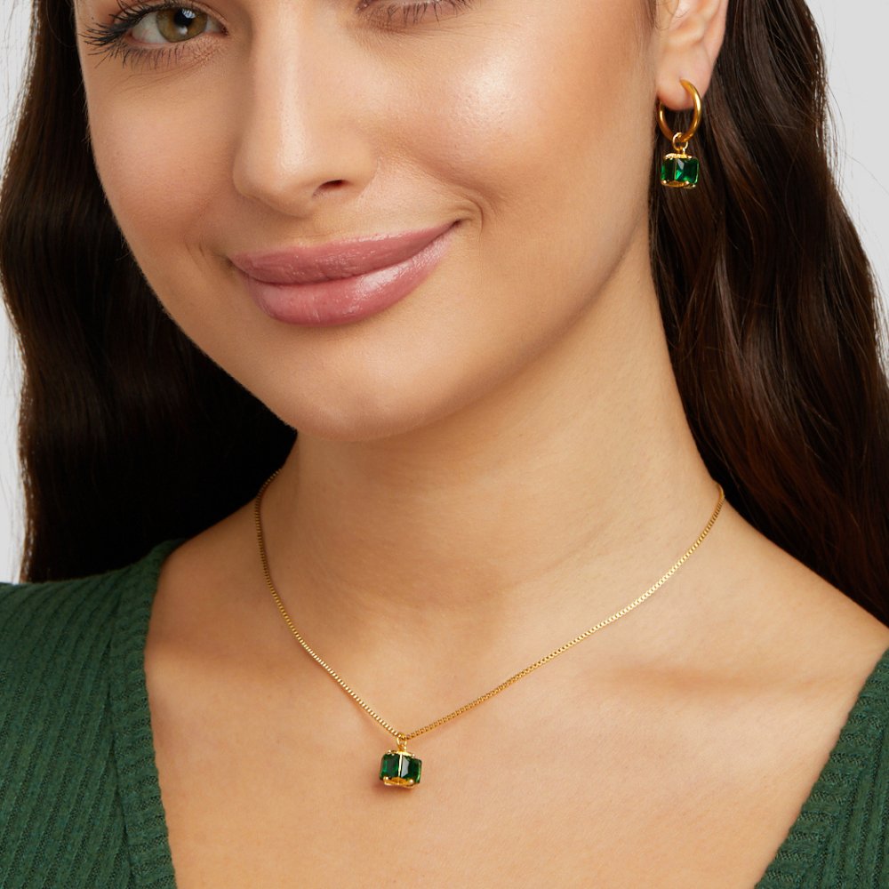 EMERALD CUBE NECKLACE