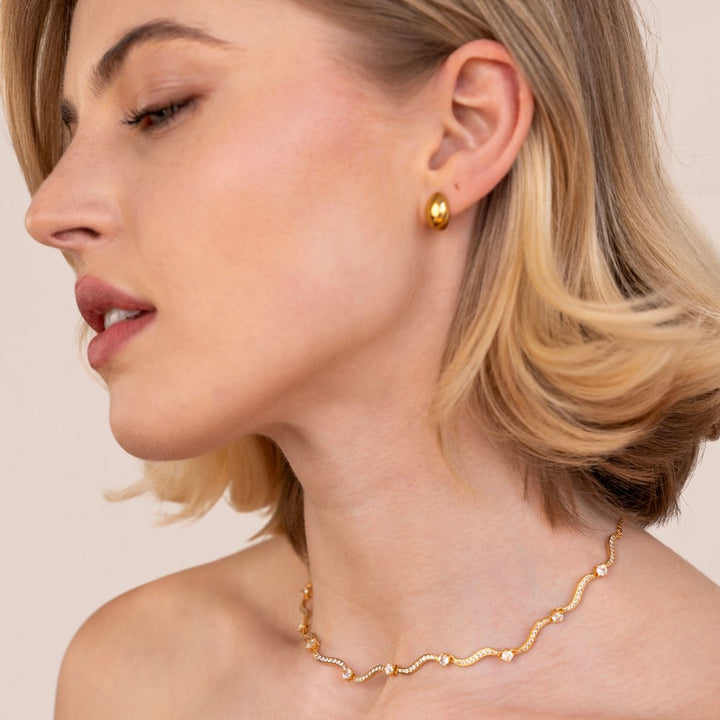 FREYA CRYSTAL WAVE NECKLACE