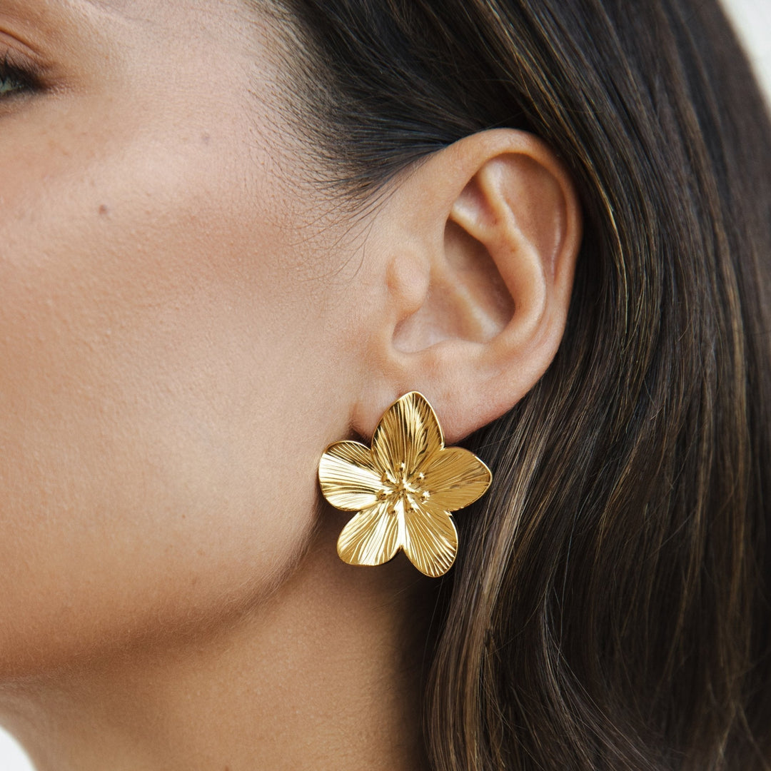 GOLD BLOSSOM EARRINGS