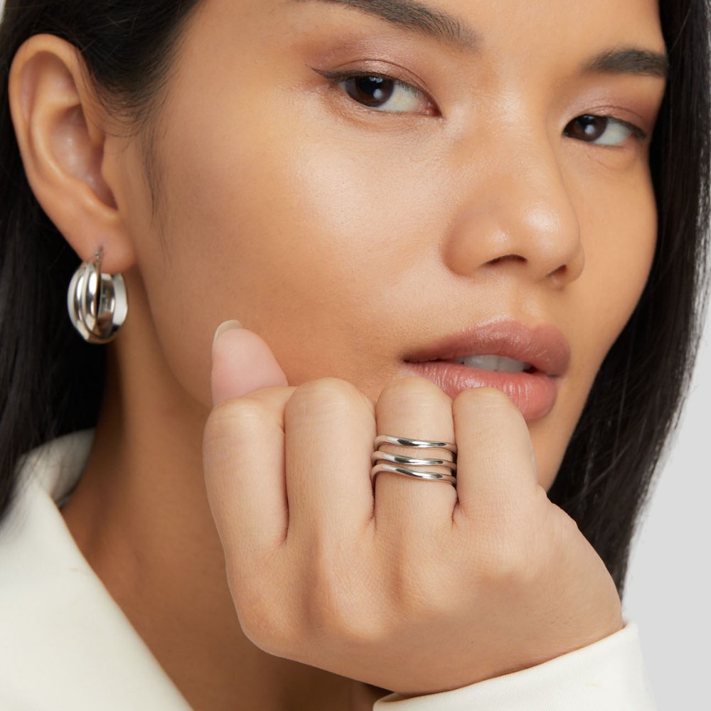 KIYA LAYERED SILVER RING