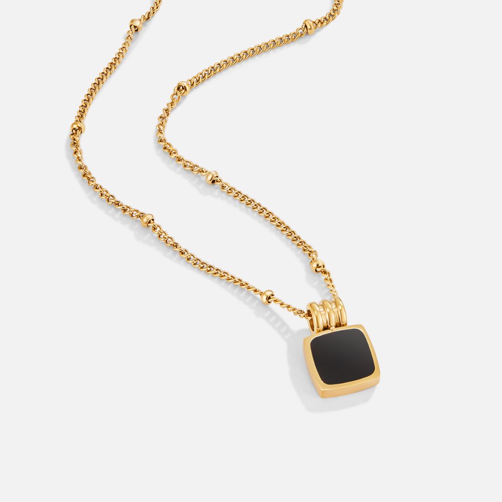 MIDNIGHT CHIC NECKLACE