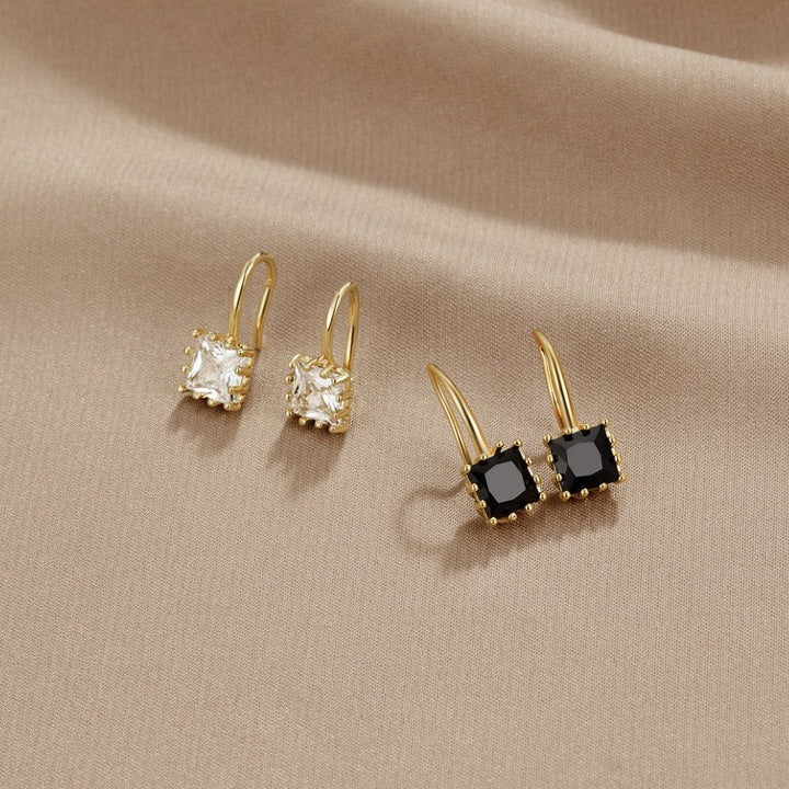 WONDER CRYSTAL DROP EARRINGS