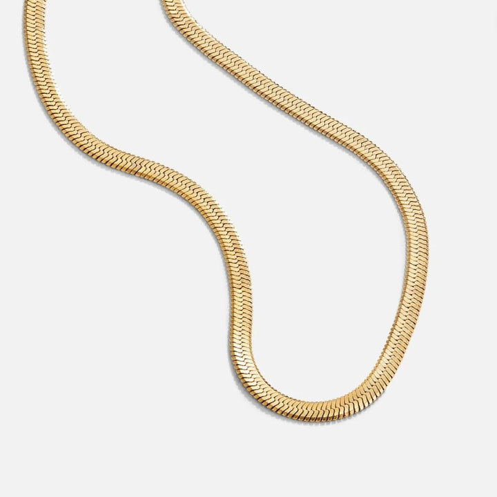 SNAKE CHAIN GOLD NECKLACE