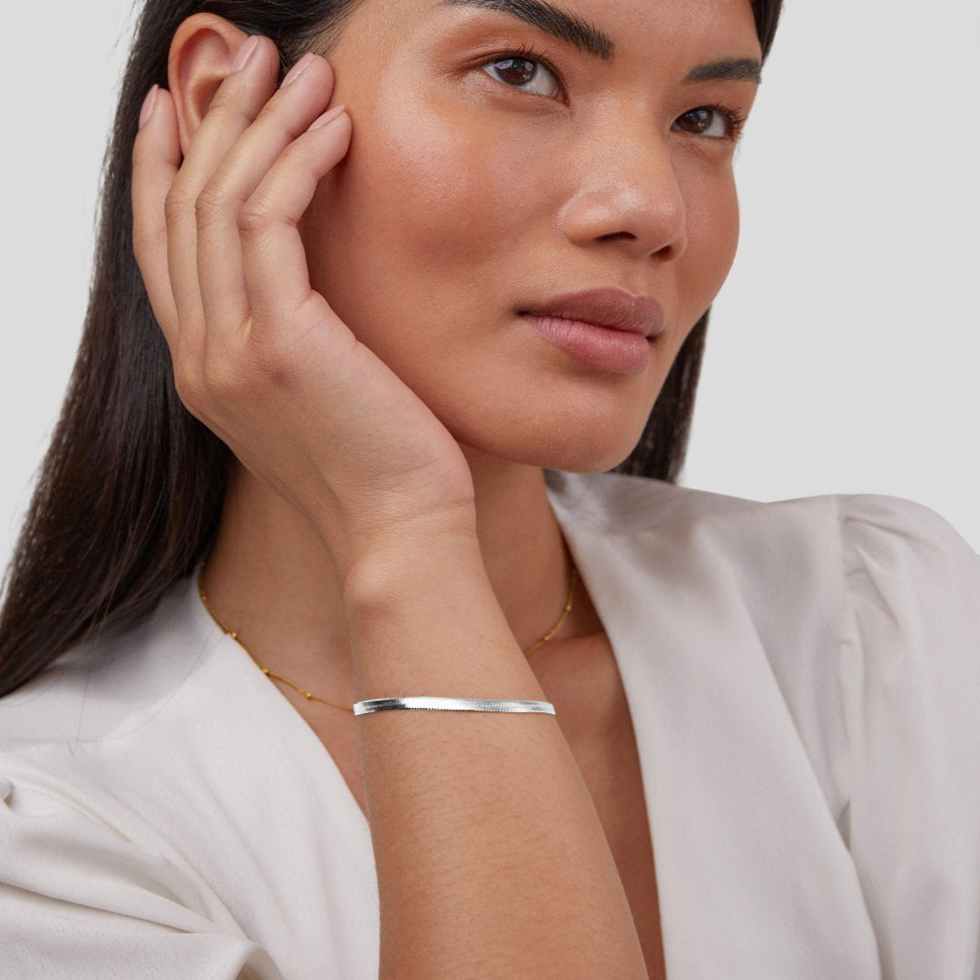 SARYA SNAKE CHAIN SILVER BRACELET