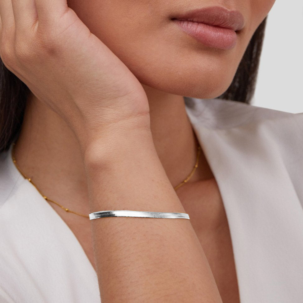 SARYA SNAKE CHAIN SILVER BRACELET