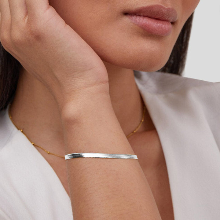 SARYA SNAKE CHAIN SILVER BRACELET