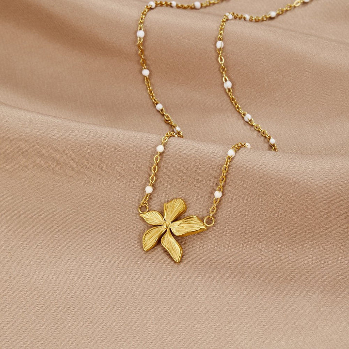 SPRING AWAKENING PEARL NECKLACE