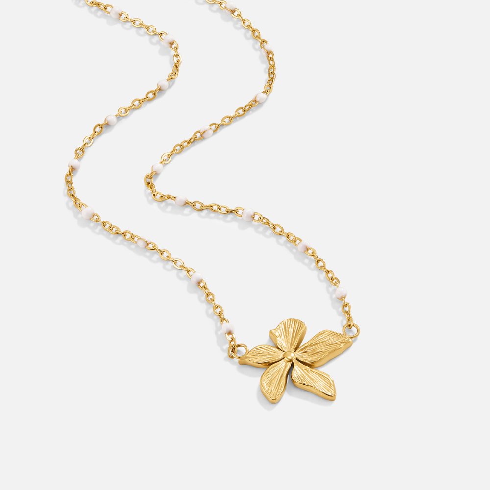 SPRING AWAKENING PEARL NECKLACE