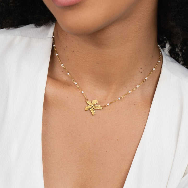 SPRING AWAKENING PEARL NECKLACE