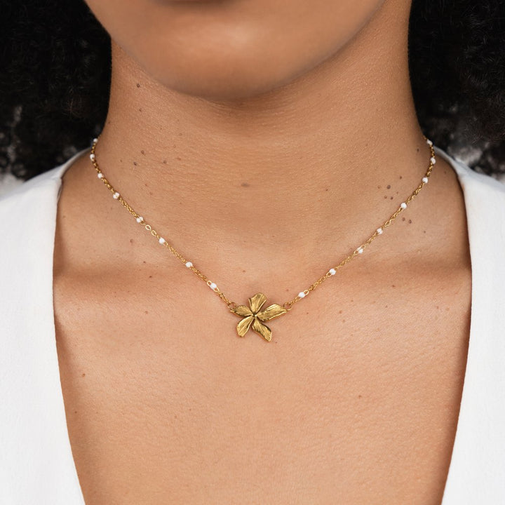 SPRING AWAKENING PEARL NECKLACE