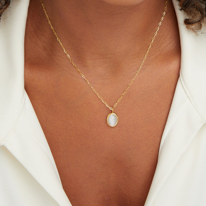 Weißes Opal-Halsband